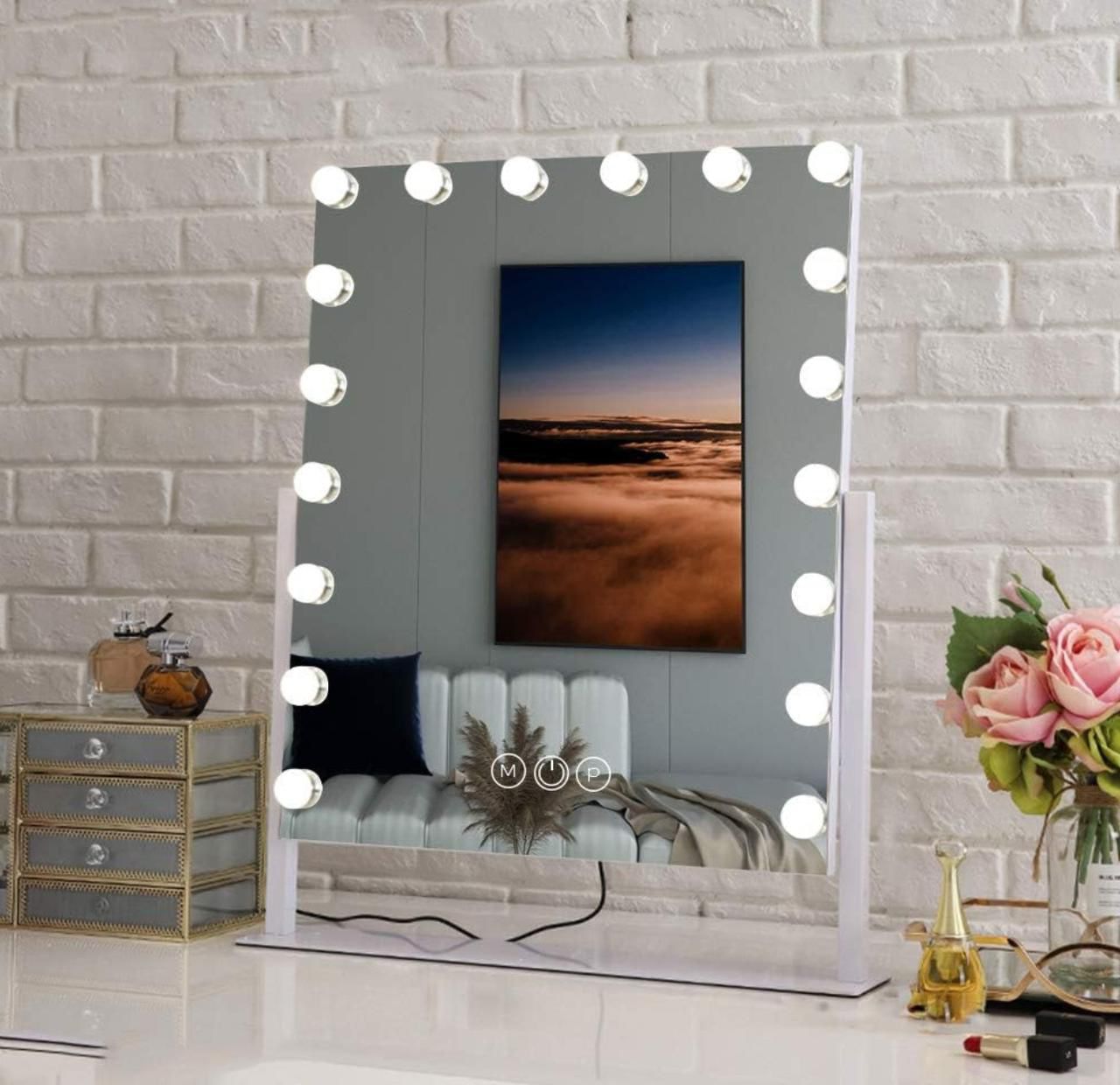 Hollywood Vanity Mirror with 18 Dimmable LED Lights